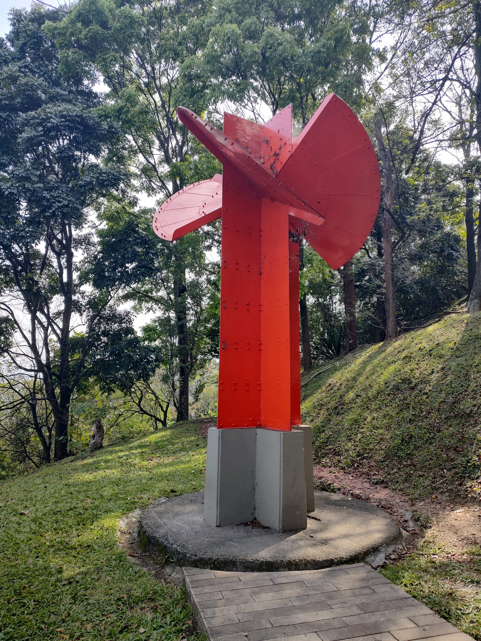 Cultural Art Atmosphere - Cerro de Nutibara Sculpture Park, Medellín